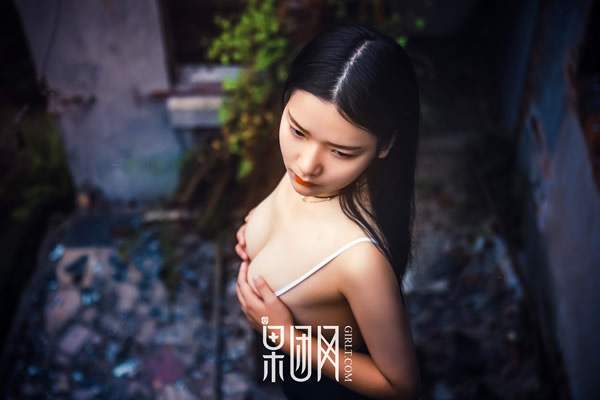 GIRLT果团网No.089香艳大戏之户外无圣光写真