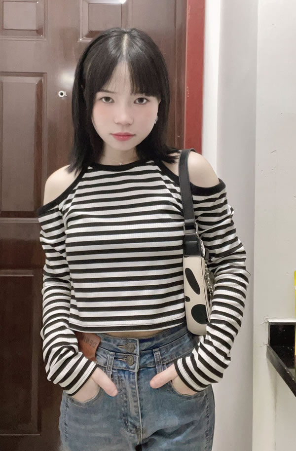 网红模特@晓晓可可爱 尺度私拍视图合集4