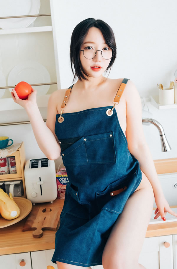 可爱美女孙乐乐