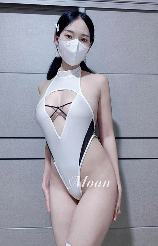 推特美女@魔王的斗篷Moon私拍户外唯美尺度图8