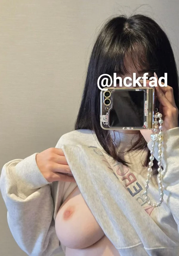 极品嫩模枞下@hckfad订阅+摄影美乳无圣光图集4